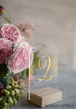 TABLE DECOR SIGNS Acrylic table decor Numbers Acrylic Arch Table Numbers, Clear Acrylic and gold Sign, Transparent Plexi Table Numbers, Luxury Wedding Table Decor, Wedding Signage Gold mirror table numbers 7