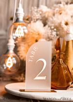 TISCHDEKORATIONSCHILDER   Acryl Tischdekoration Zahlen Acryl gefrorene Tischnummern, frosted Acryl und gold Schild, gold Plexi Tischnummern, luxuriöse Hochzeits Tischdekoration, Hochzeitsbeschilderung goldene Spiegel Tischnummern.10