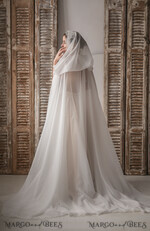 BRIDE bolero, robes, garter WEDDING BOLERO & SHRUGS Lace  Bridal wedding Coverup,  Wedding Dress Topper, Bridal Capelet10