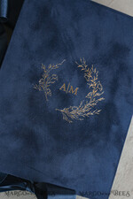 WEDDING INVITATIONS Invitations for VIP/ boxed Invites for Parents Vip Navy Blue Gold Foil Wedding Invitations in velvet box, Plexi Glamour Wedding Invitation Suite Luxury Box, Romantic Velvet Wedding Cards, Bespoke Golden Invites11