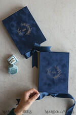 WEDDING INVITATIONS Invitations for VIP/ boxed Invites for Parents Vip Navy Blue Gold Foil Wedding Invitations in velvet box, Plexi Glamour Wedding Invitation Suite Luxury Box, Romantic Velvet Wedding Cards, Bespoke Golden Invites11
