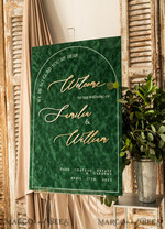 TABLE PLANS AND WEDDING WELCOME SIGNS plexi gold / velvet Luxury Velvet Green Wedding Welcome Sign, Golden Wedding Decor, Personalised Wedding Sign, Wedding Gift, Welcome Wedding Board, GV9