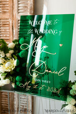 TABLE PLANS AND WEDDING WELCOME SIGNS plexi gold / velvet Luxury Green and Gold Wedding Welcome Sign, Emerald Green Acryl Wedding Decor, Personalised Wedding Sign, Wedding Board, Welcome Wedding Board 18