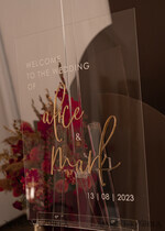TABLE PLANS AND WEDDING WELCOME SIGNS plexi gold / velvet Luxury Clear and Gold Wedding Welcome Sign, Golden Wedding Decor, Personalised Wedding Sign, Wedding Board, Welcome Wedding Board 12