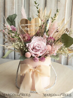 NEWLY WEDS COUPLE GIFTS Geldgeschenk zur Hochzeit  Geschenkschachtel für Geld Geldgeschenk zur Hochzeit mit Strauß aus Trockenblumen personalisiert7