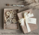 NEWLY WEDS COUPLE GIFTS Geldgeschenk zur Hochzeit  Geschenkschachtel für Geld Geldgeschenk zur Hochzeit mit Strauß aus Trockenblumen personalisiert19
