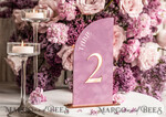 TISCHDEKORATIONSCHILDER   Samt Tischnummern und Dekoration Mauve-Velours-Tischnummer, Gold-Acryl-Halbbogen-Tischschild, Staubige-Rose-Velours-Hochzeitstischnummer mit Ständer, Gold-Plexi-Lila-Tischnummern MvS12