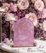 TISCHDEKORATIONSCHILDER   Samt Tischnummern und Dekoration Acryl- und Samt-Arch-Dinner-Menü, gold Plexi Mauve-Hochzeitsmenü-Schild mit Ständer, staubige Rose Plexi Tisch-Dinner-Menü luxuriöse lila Hochzeits-Tischdekoration10