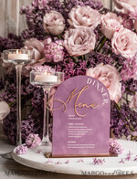 TISCHDEKORATIONSCHILDER   Samt Tischnummern und Dekoration Acryl- und Samt-Arch-Dinner-Menü, gold Plexi Mauve-Hochzeitsmenü-Schild mit Ständer, staubige Rose Plexi Tisch-Dinner-Menü luxuriöse lila Hochzeits-Tischdekoration10