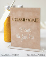 TISCHDEKORATIONSCHILDER   Samt Tischnummern und Dekoration Luxuriöse Samt Champagner Tischnummer mit Ständer, Beige und Gold Hochzeits Tischdekoration, 3D goldene Buchstaben Tischnummern, Samt Hochzeitsbeschilderung, Hochzeitsanstoßen Schild6