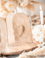 TISCHDEKORATIONSCHILDER   Samt Tischnummern und Dekoration Luxuriöse samtige gewölbte Tischnummern mit Acrylständer, beige Samt- und Gold-Acryl-Hochzeitstischdekoration, 3D goldene Buchstaben gewölbte Tischnummern, Hochzeitsbeschilderung.11