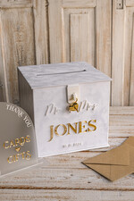 KARTONBOXEN  
 Samtkartenboxen Weiße Samt-Geschenkkartenbox mit Schloss & Karten Geschenke Schild Set, Samt klassische Hochzeitswunschbrunnen Geldgeschenkkartenbox, personalisierte goldene Plexi-Hochzeitskartenbox, luxuriöse Kartenbox, Hochzeitskartenbox mit Deckel, Hochzeitsgeldbox.25