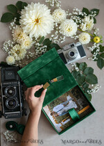 PHOTO ALBUM/ PHOTO BOX  Velvet Photo Box Photographer Box  Emerald Green Velvet Photo Box Photographer Wedding Memory Box, Greenery Custom Keepsake Box, Garden Photographer Gifts for Clients, Wedding Pictures packaging, Custom photography box15