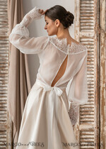 BRIDE bolero, robes, garter LACE WEDDING BOLERO Ivory Silk and Lace Wedding bolero long sleeve, Shrug Women Wedding, Bridal Backless Coverup, Ivory Blouse for Bride, Bridal Lace Blouse, dress capalet22