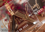 TISCHDEKORATIONSCHILDER   Gästebuch & Karten Geschenke Schilder Transparente Acrylkarten und Glückwunsch-Schild, klares Acryl- und Goldschild, goldenes Plexi-Schild, luxuriöse Hochzeits Tischdekoration, Hochzeitsbeschilderung goldene Spiegelschilder18