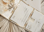HOCHZEITS EINLADUNGEN 3-fach gefaltete Hochzeitseinladungen 3-fach Luxus Spiegel goldene Hochzeitseinladungen, elegante Elfenbein Hochzeitkarten, glamouröse Acrylmonogramm Hochzeitseinladungen, Spiegel Plexi Hochzeitseinladung Set33