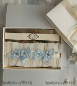 BRIDE bolero, robes, garter Geschenkidee für die Braut Strumpfband Doppeltes Strumpfband-Set für die Braut – edel & romantisch in Geschenkbox mit Gedicht – perfektes Geschenk zur Hochzeit5