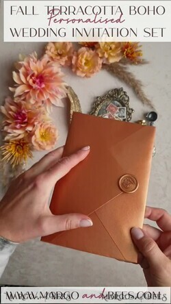 HOCHZEITS EINLADUNGEN moderne Kalligraphie / feine Kunst Fall Fine Art Prägung Elfenbein Gold Hochzeitseinladung, Pampasgras Florale Hochzeitseinladung, Boho Brandorange Einladungssatz, Wachssiegel Monogramm Hochzeitseinladungssatz, Gerissene Kante Einladungen, Zerrissene Kante Hochzeitseinladungen golden.18