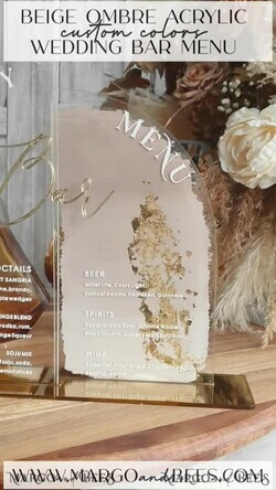 TISCHDEKORATIONSCHILDER   Acryl Tischdekoration Zahlen Acrylbogen Ombre Beige Bar Menü, klares Acryl und Gold Bar Menü, Nude Taupe Gold Plexi Getränkebar Menü, Tan Luxus Hochzeits Getränkebar Tischdekoration, Erdige Hochzeitsbeschilderung goldener Spiegel Bar Menü18
