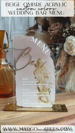TISCHDEKORATIONSCHILDER   Acryl Tischdekoration Zahlen Acryl Halb-Bogen Ombre Beige Bar Menü, klares Acryl und goldenes Bar Menü, Nude Taupe Gold Plexi Getränkebar Menü, Tan Luxus Getränkebar Tisch Dekor, erdige Hochzeit13