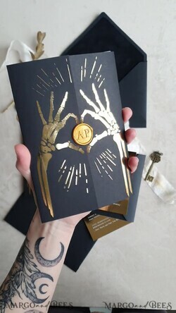 WEDDING INVITATIONS gold / rose gold / silver / glitter Halloween Gold Wedding Invitations, Black Gloss Acrylic Invitation set, Spooky plexi Invites Goth Wedding Invitation Cards, Gold Skeleton Wedding Set36