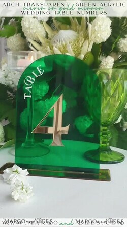 TABLE DECOR SIGNS Acrylic table decor Numbers Acrylic Arch Green Table Numbers, Emerald Green Acrylic and gold table numbers, Gold Plexi Table Numbers, Luxury Wedding Table Decor, Greenery Wedding Sign17