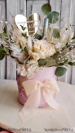 NEWLY WEDS COUPLE GIFTS Geldgeschenk zur Hochzeit  Geschenkschachtel für Geld Geldgeschenk zur Hochzeit mit Strauß aus Trockenblumen personalisiert10