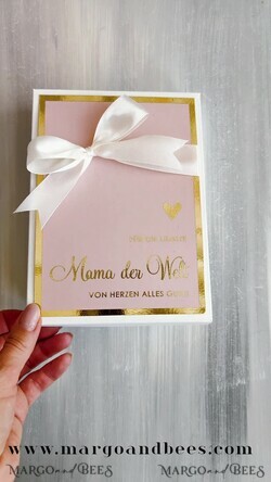 Geschenke zum Muttertag Grußkarten für Mama Holzkarte mit Widmung für Mama – Geschenkbox mit Trockenblumen Geschenk in eleganter Box mit Trockenblumen zum Muttertag  Geschenkidee zum Muttertag4