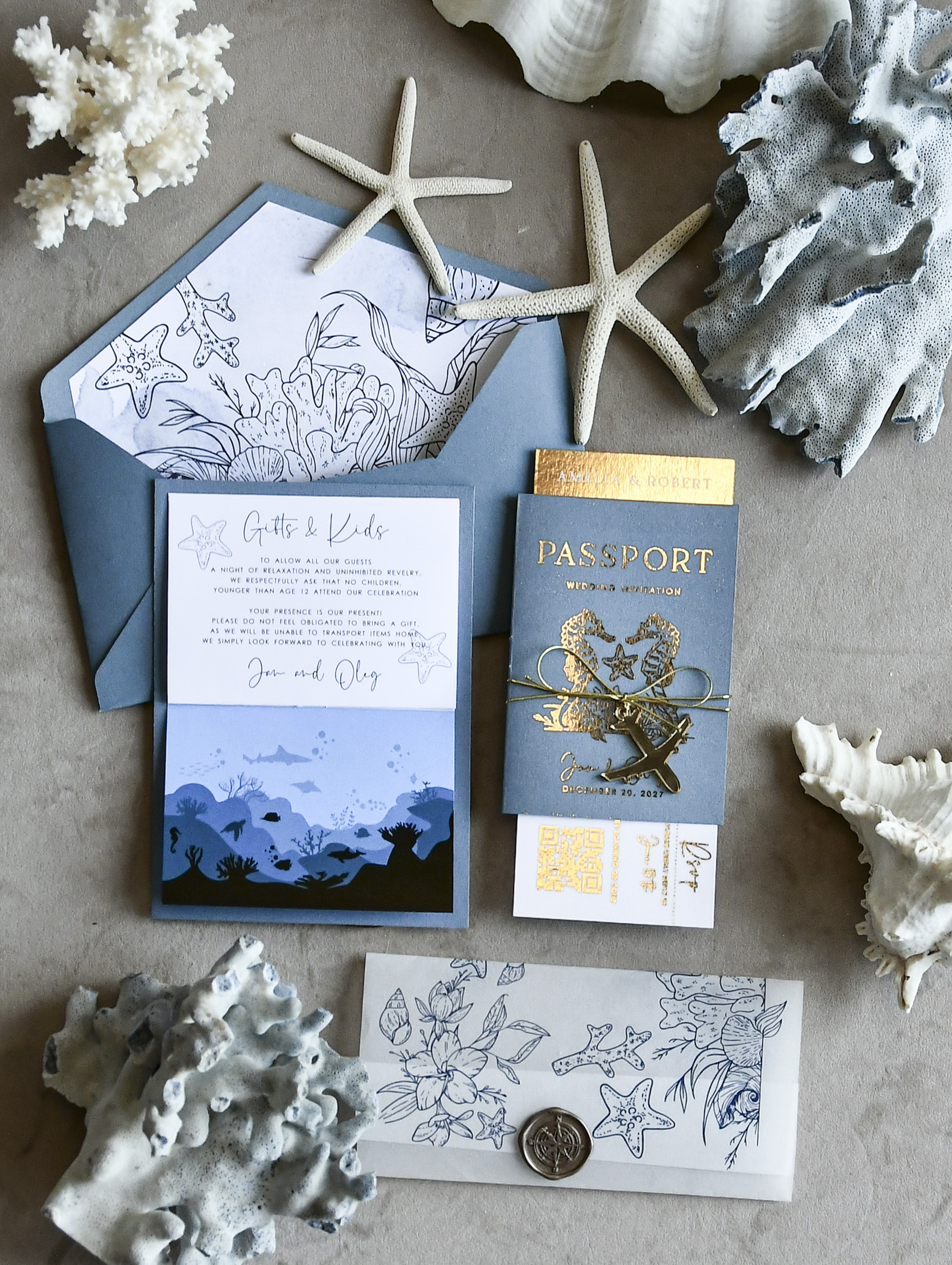 Hand Delivery vs. Mailing Your Wedding Invitations: A Practical Guide