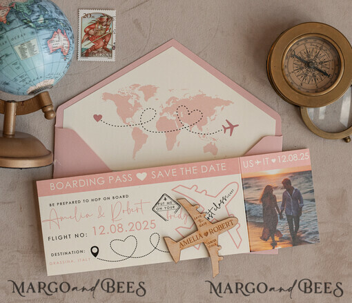 SAVE THE DATES Strand-Reise-Magnete Rosa Holzflugzeugmagnet Save The Date Karten mit Foto Bordkarte Reiseflugzeug Save the Dates Destination Hochzeit Magnete