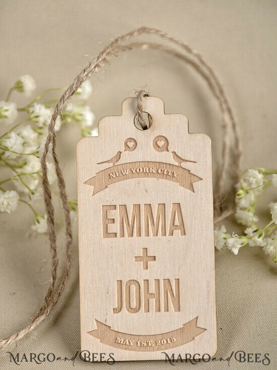 HOCHZEITSGESCHENKE Hochzeitsgeschenk Holzetiketten Gäste bevorzugen Ideen, maßgeschneiderte Holzanhänger. 34/dr/wt