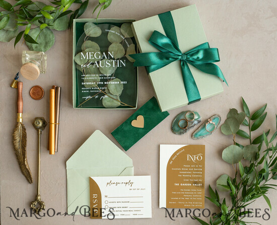 WEDDING INVITATIONS gold / rose gold / silver / glitter Arch Gold Acrylic wedding invitation suite, Velvet in Box Green Wedding Invites, Glamour Wedding Invitations, Greenery Wedding Set 03/velGPxgreen/z