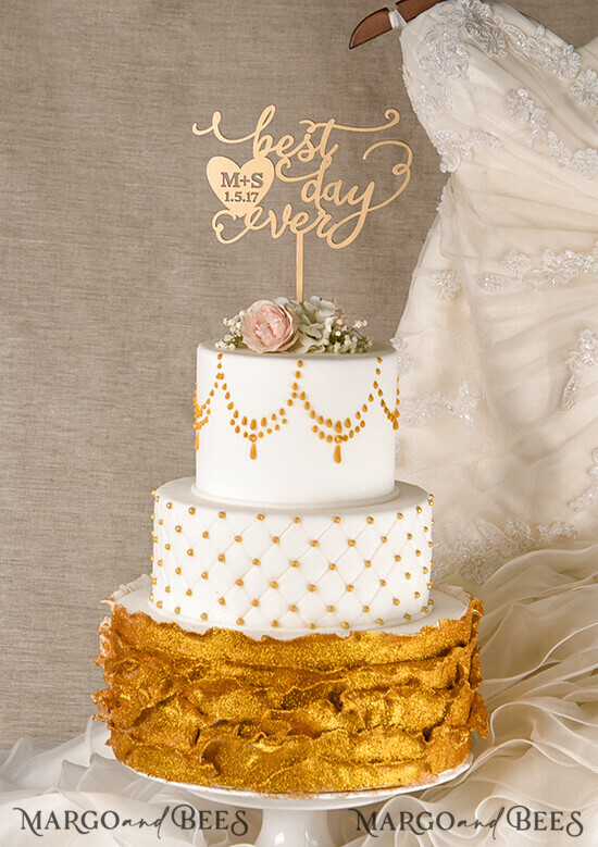 cake topper gold