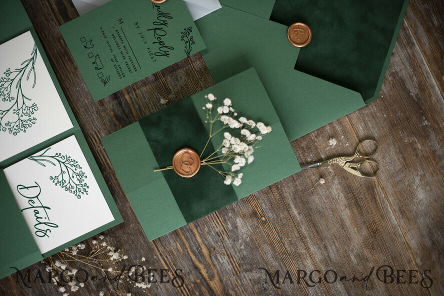 WEDDING INVITATIONS rustic / country / shabby chick Emerald Green wedding Invitation suite, Greenery Velvet invitations set, Modern boho invites set with real baby breath flowers 