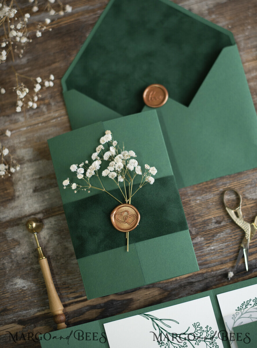 WEDDING INVITATIONS rustic / country / shabby chick Emerald Green wedding Invitation suite, Greenery Velvet invitations set, Modern boho invites set with real baby breath flowers 