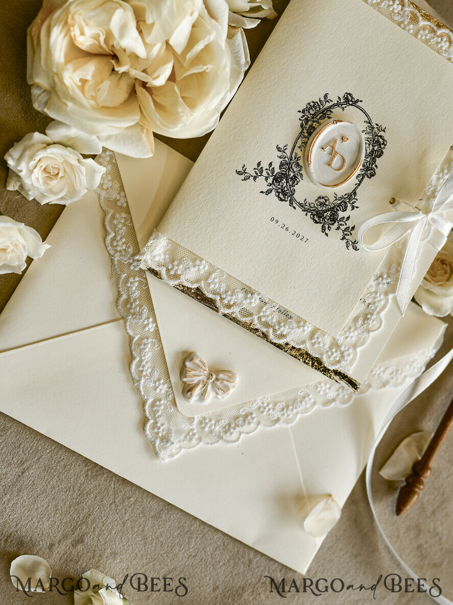 WEDDING INVITATIONS vintage lace/ rustic lace Personalized Golden Wedding invitations Vintage Lace wedding Cards