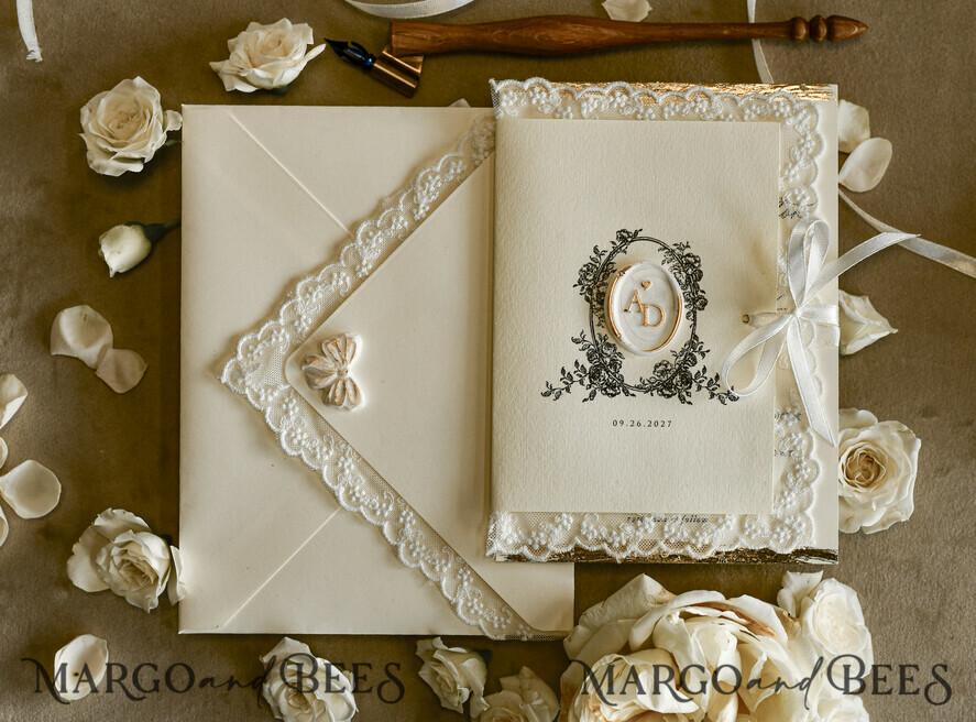 WEDDING INVITATIONS vintage lace/ rustic lace Personalized Golden Wedding invitations Vintage Lace wedding Cards