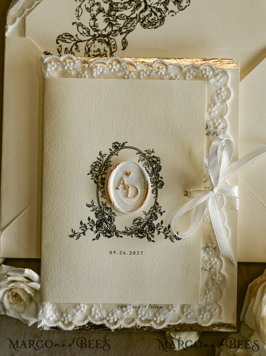 WEDDING INVITATIONS vintage lace/ rustic lace Personalized Golden Wedding invitations Vintage Lace wedding Cards