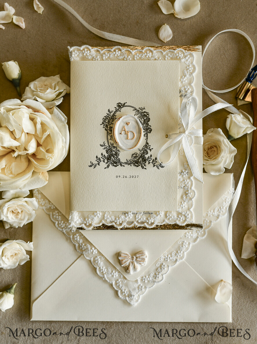 WEDDING INVITATIONS vintage lace/ rustic lace Personalized Golden Wedding invitations Vintage Lace wedding Cards