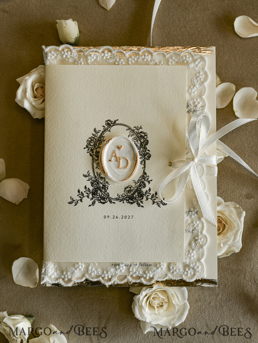 WEDDING INVITATIONS vintage lace/ rustic lace Personalized Golden Wedding invitations Vintage Lace wedding Cards