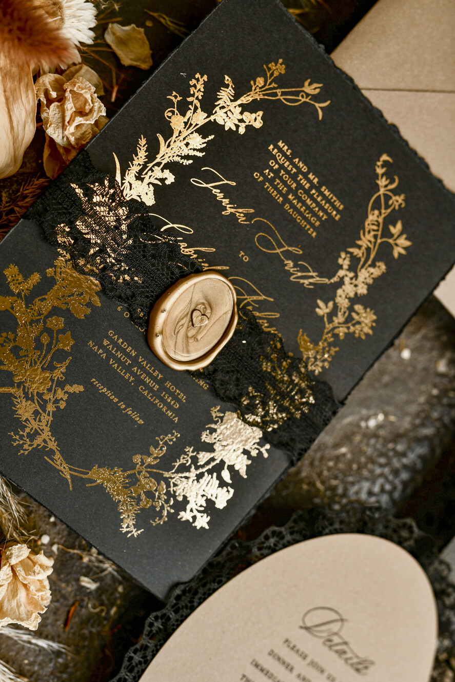 WEDDING INVITATIONS vintage lace/ rustic lace Black lace Personalized Golden Wedding invitations Vintage Lace Invites golden