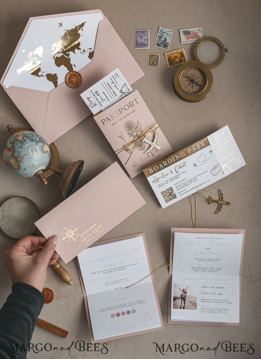HOCHZEITS EINLADUNGEN Pass zur Liebe / Strandhochzeits-Einladungen Goldene Blühende Pink Passport Hochzeits Einladung, Goldene Hochzeitskarten Boarding Pass, Reise Pass Hochzeits Einladungen im Ausland, Ziel Hochzeits Einladungen, Reise Karte Hochzeitsstationery.