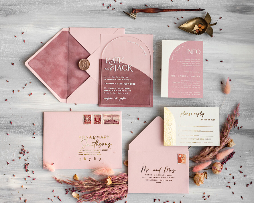 WEDDING INVITATIONS Elegant Invites Classic Cards Arch Plexi Glass Wedding Invitation suite, Blush Pink Golden Wedding Invitations with Rsvp Velvet Pocket, Acrylic Modern Wedding Cards