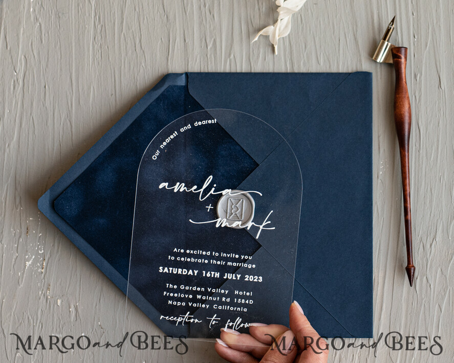 WEDDING INVITATIONS Elegant Invites Classic Cards Modern Arch Acrylic Wedding Invitations, Velvet Pocket Navy blue Modern Wedding Cards, Navy Gold Invites, minimalistic Plexi Wedding Invitation Suite