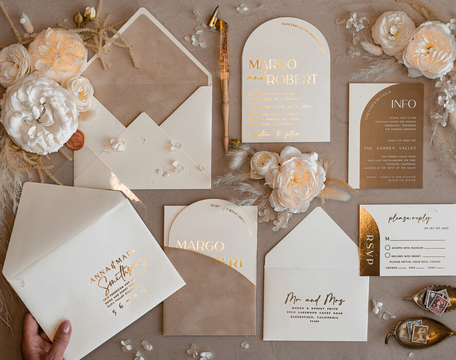 WEDDING INVITATIONS gold / rose gold / silver / glitter Custom Wedding invitations velvet beige pocket, Elegant Arch Wedding Invitations, Gold Wedding Invitation Suite,  Luxury wedding Cards
