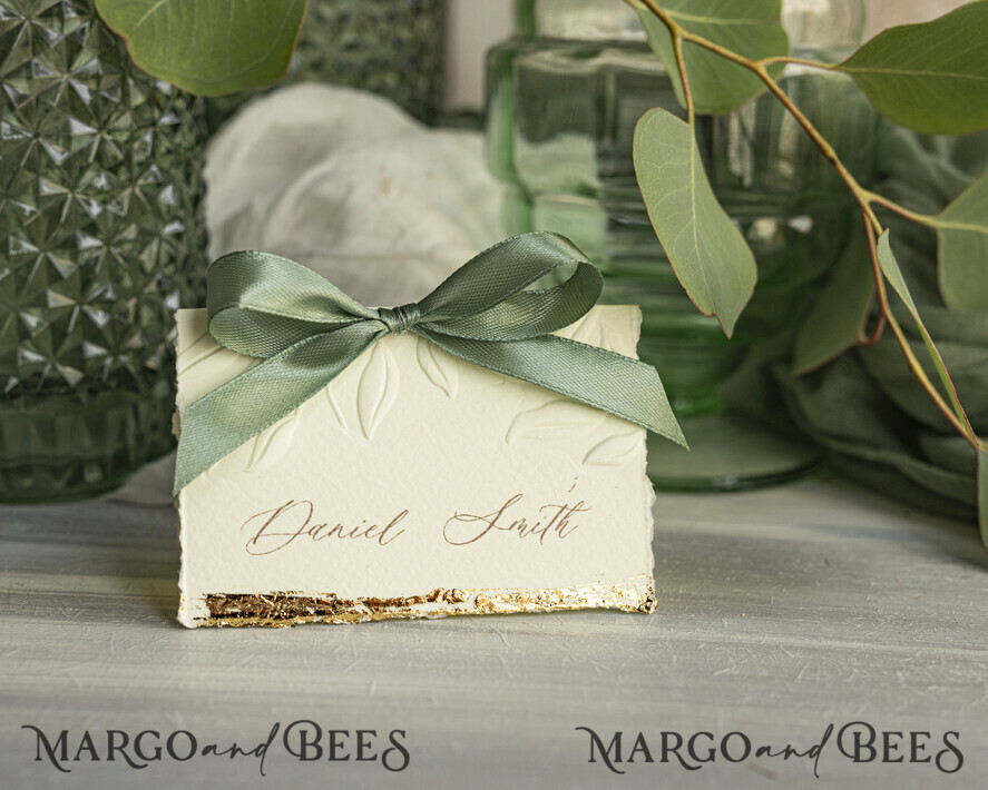 PLACE CARDS / TABLE CARDS Romantic Boho/ Botanical/ Floral Personalized Place Cards with Gold Foil Edge & Embossed Leaf Design