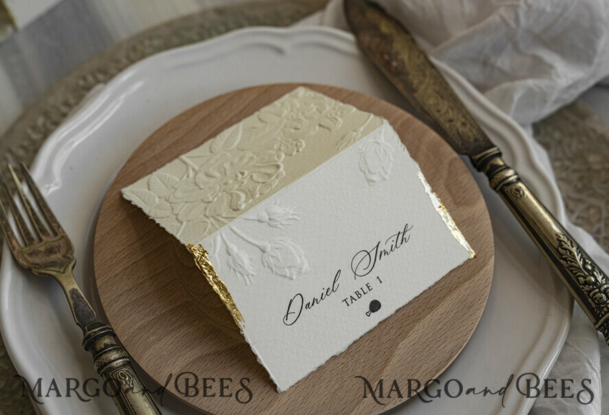 PLACE CARDS / TABLE CARDS Romantic Boho/ Botanical/ Floral Embossed Floral Wedding Place Cards, Personalized Wedding Name Cards, Luxury White Escort Cards, Elegant Reception Table Decor