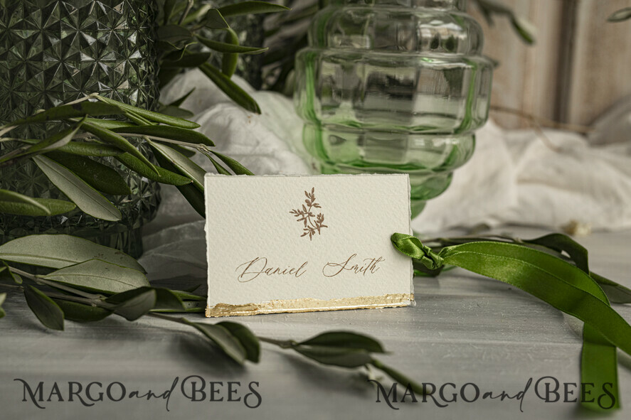 PLACE CARDS / TABLE CARDS Romantic Boho/ Botanical/ Floral Elegant Wedding Place Cards with Gold Flakes