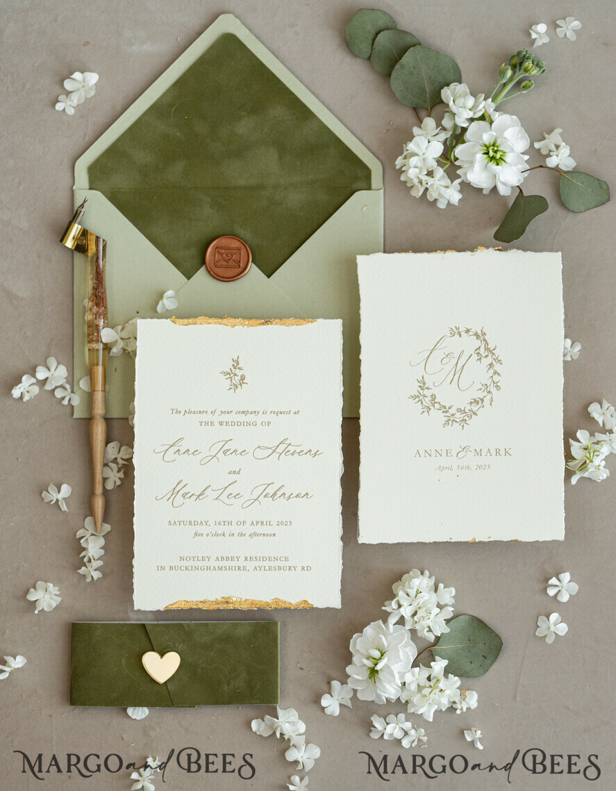 HOCHZEITS EINLADUNGEN moderne Kalligraphie / feine Kunst Feine Kunst Gold & Salbeigrüne Hochzeitseinladung, Samtgoldene Ränder Hochzeitseinladungen, Vintage Gold Einladungsset, Zerfledderte Ränder Hochzeitseinladung mit RSVP