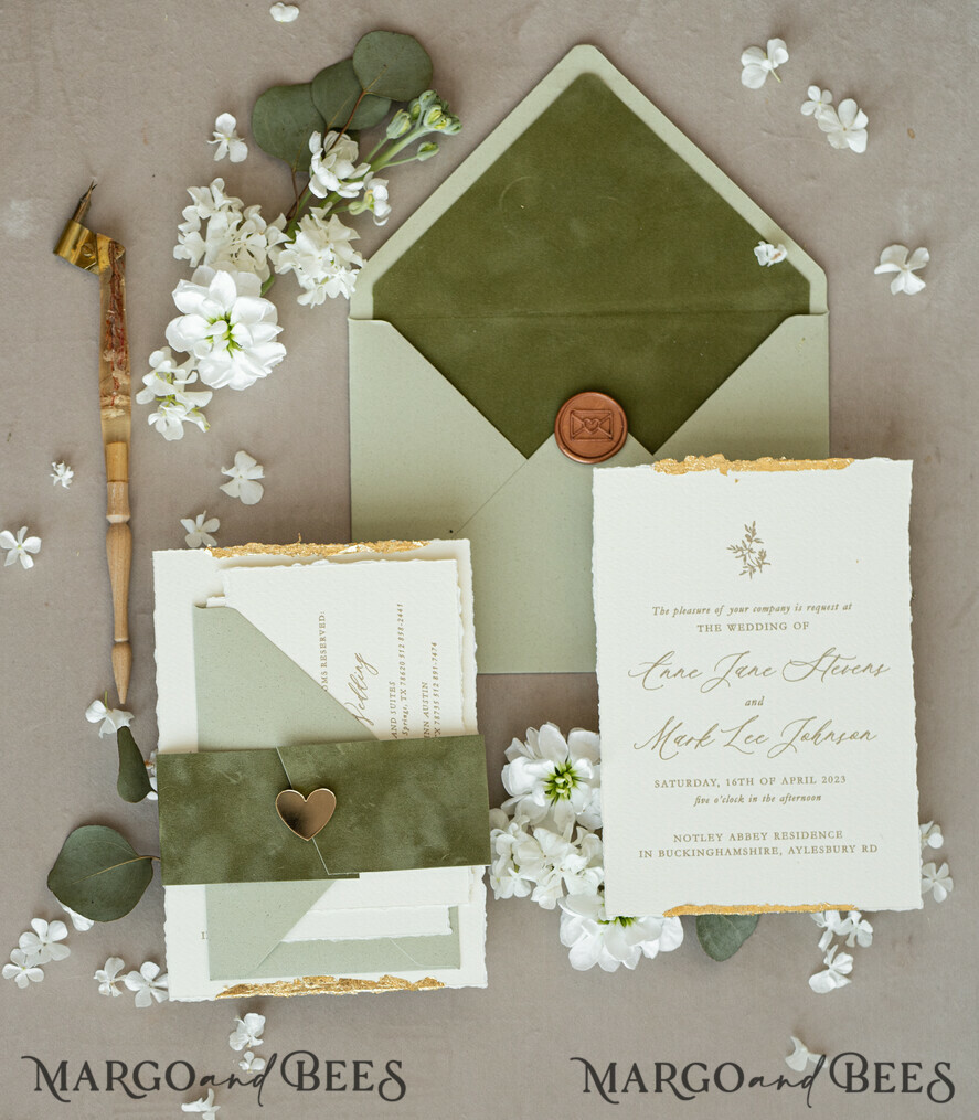 HOCHZEITS EINLADUNGEN moderne Kalligraphie / feine Kunst Feine Kunst Gold & Salbeigrüne Hochzeitseinladung, Samtgoldene Ränder Hochzeitseinladungen, Vintage Gold Einladungsset, Zerfledderte Ränder Hochzeitseinladung mit RSVP